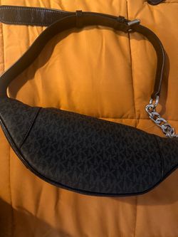 Ladies boots, shoes, & purse