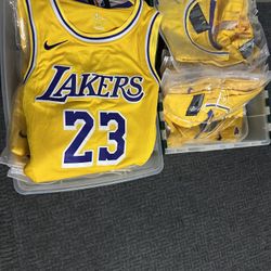 LeBron James #23 Lakers jersey 