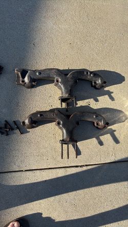 Exhaust manifolds