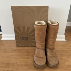 UGG Tall Classic Boots Chestnut Size 6
