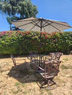 Outdoor patio set