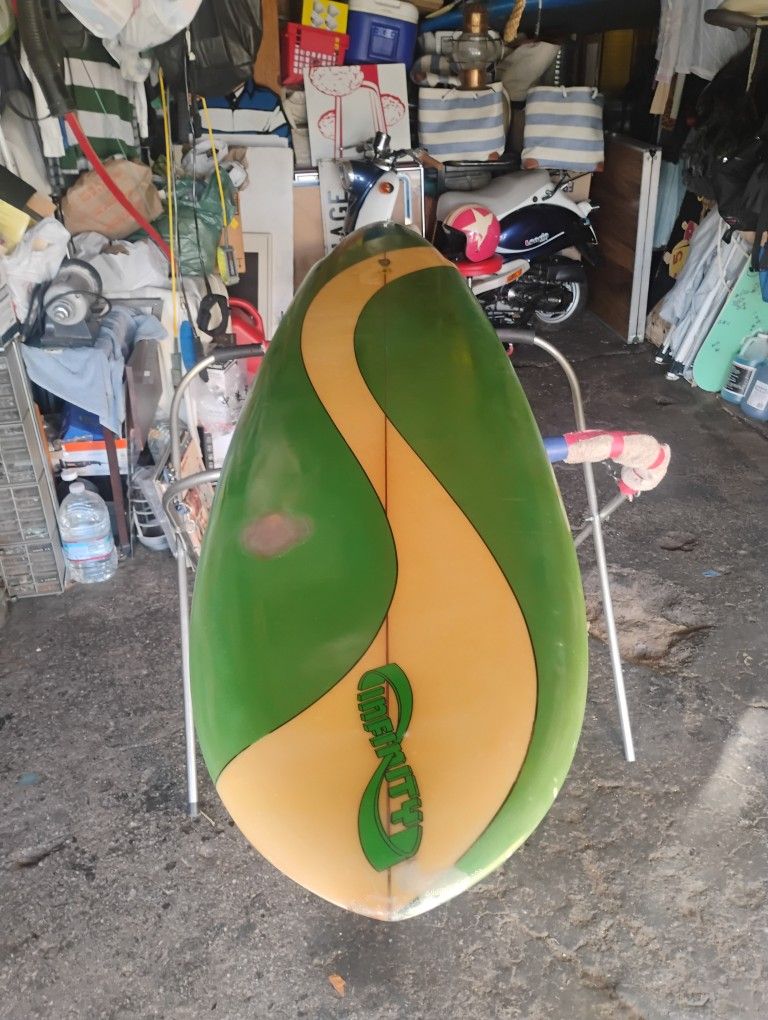 Infiniti Vintage Surfboard Single Fan