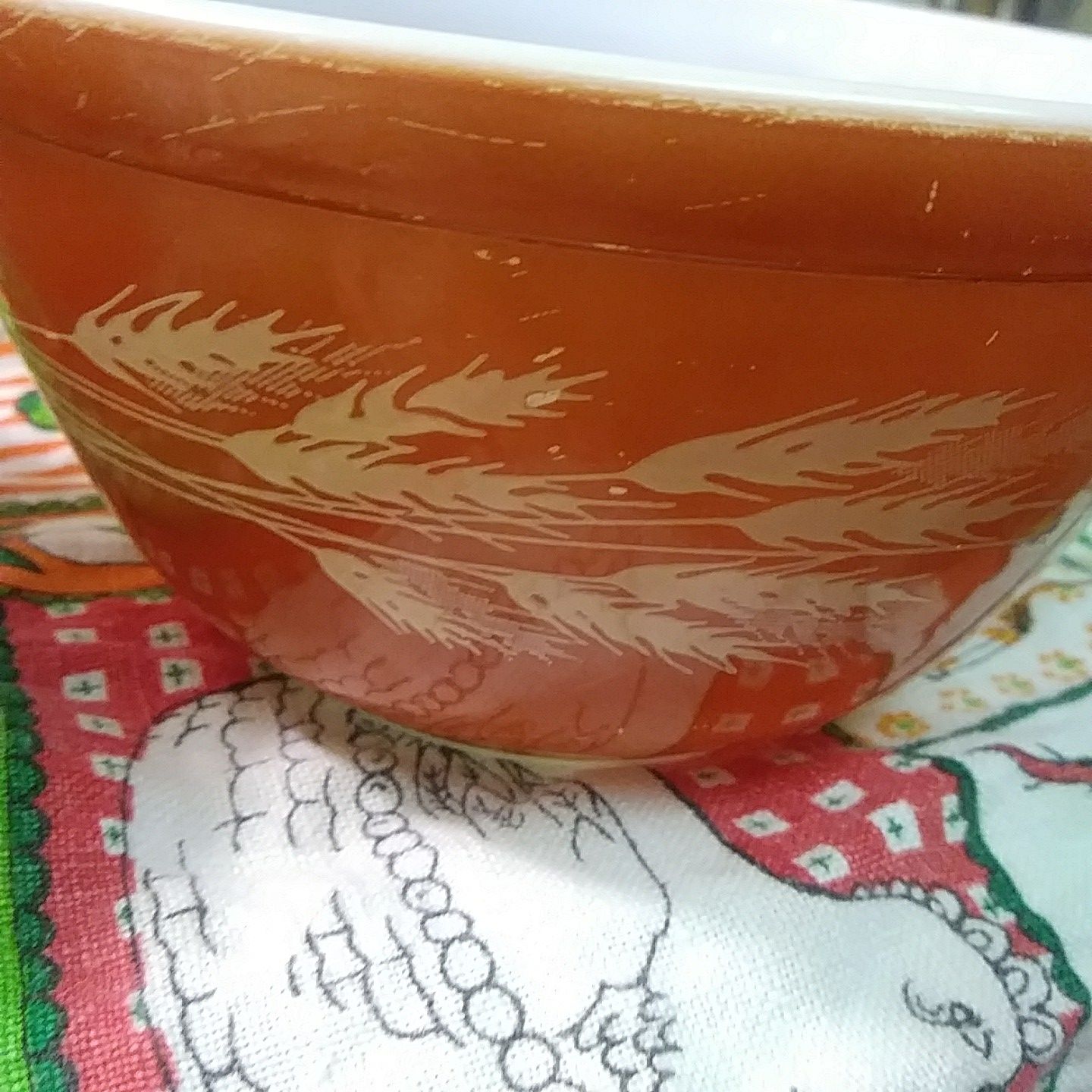 Vintage pyrex Autumn Harvest mixing bowl bowls 401 402