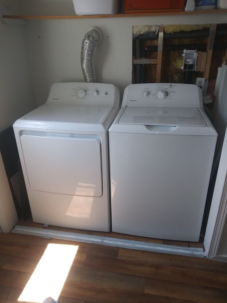 Hotpoint washer and dryer set