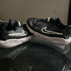 Black White Nike Kids 10c