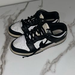 Nike Dunks “Panda” Size 10 M Used
