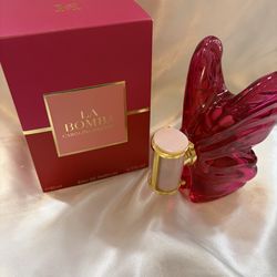La bomba perfume by Carolina Herrera