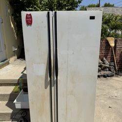 FREE! Old But Working Whirlpool Fridge & Freezer