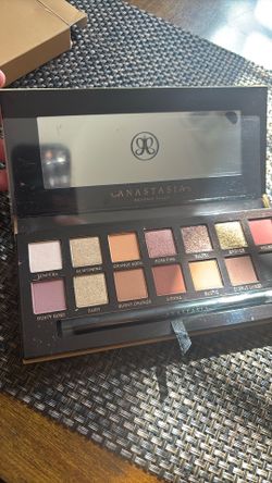 Anastasia Beverly Hills, Soft Glam Eyeshadow Palette