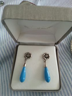 Tuquoise and sterling siler earrings