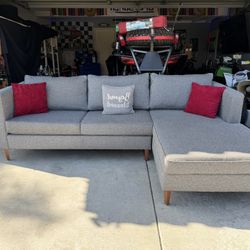 Amazing Condition Gray Sectional Couch !!