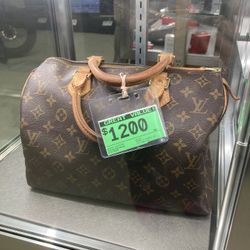 Louis Vuitton Speedy Purse