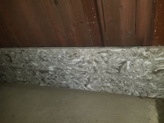 Quartz backsplash