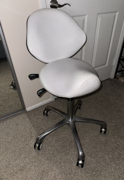 Saddle Ranch Esthetician Chair