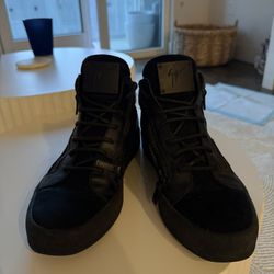 Giuseppe Shoes Size 8