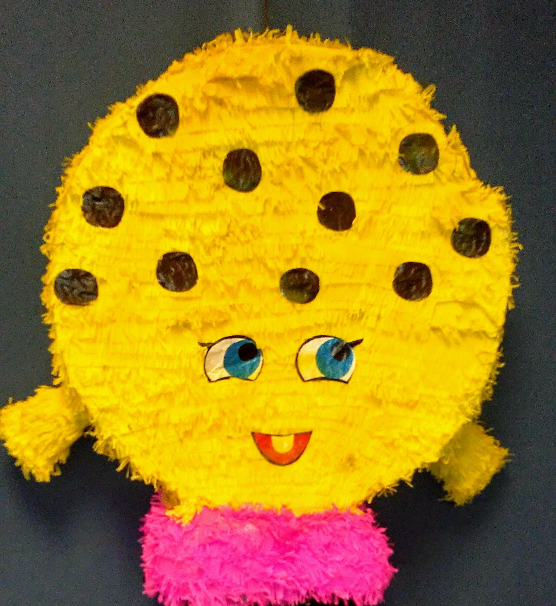 Shopkins piñatas