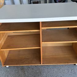 TV Stand/entertainment center
