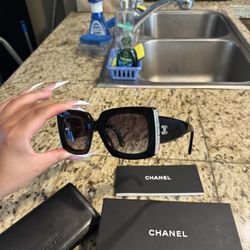 New Chanel Sunglasses! CH5435 