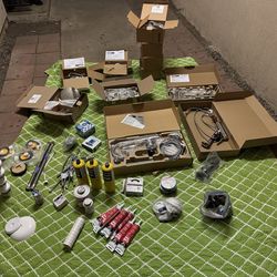 10 Moen faucets 1shower trim and plumbing supplies