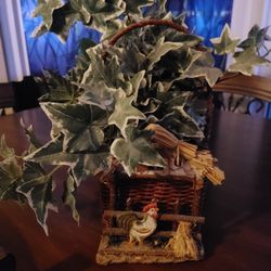 Rooster Basket