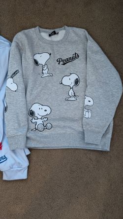 Peanuts size large sweater