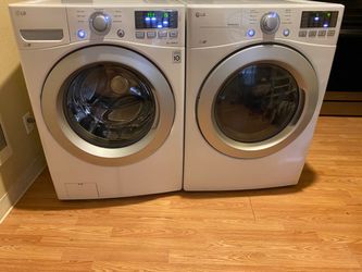 Washer and dryer set
