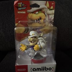 Bowser Wedding Outfit amiibo figure - Super Mario Odyssey Series