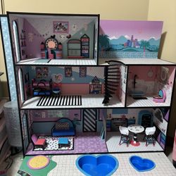Lol Doll House