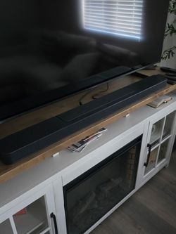 JBL BAR1000 Soundbar w/SUBWOOFER