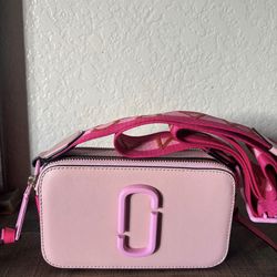 Pink Marc Jacob’s SnapShot Bag