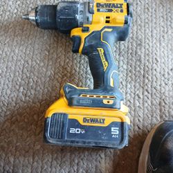 Dewalt 1/2in Hammer Drill