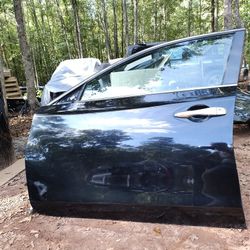 Driver Side Door For 2017 Nissan Sentra With Glass OEM Part 