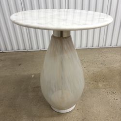 18” White Round Marble Top End Table