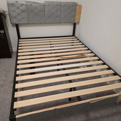 Full SIZE BED FRAME