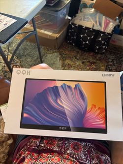 QQH 15.6” HD portable monitor