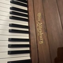 Used Piano Sale