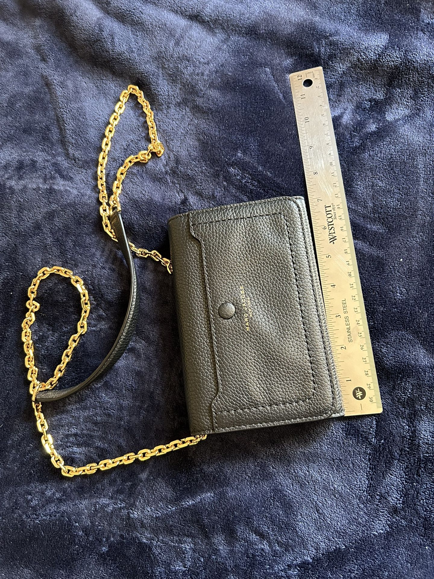 Marc Jacobs Empire City Leather Wallet on Chain- Black