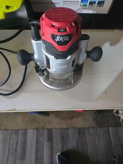 skill router ,table ,plung base and bits