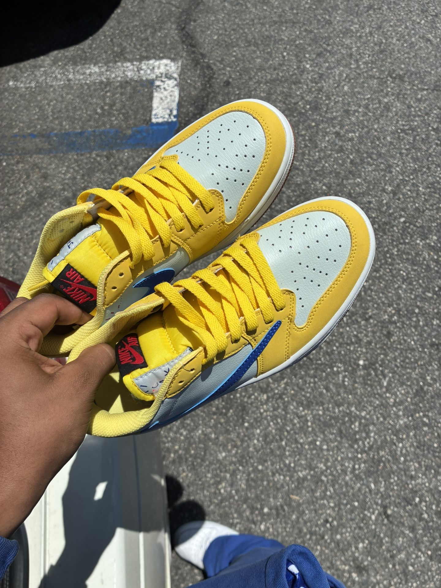 Jordan 1 Retro Low Travis Scott Canary