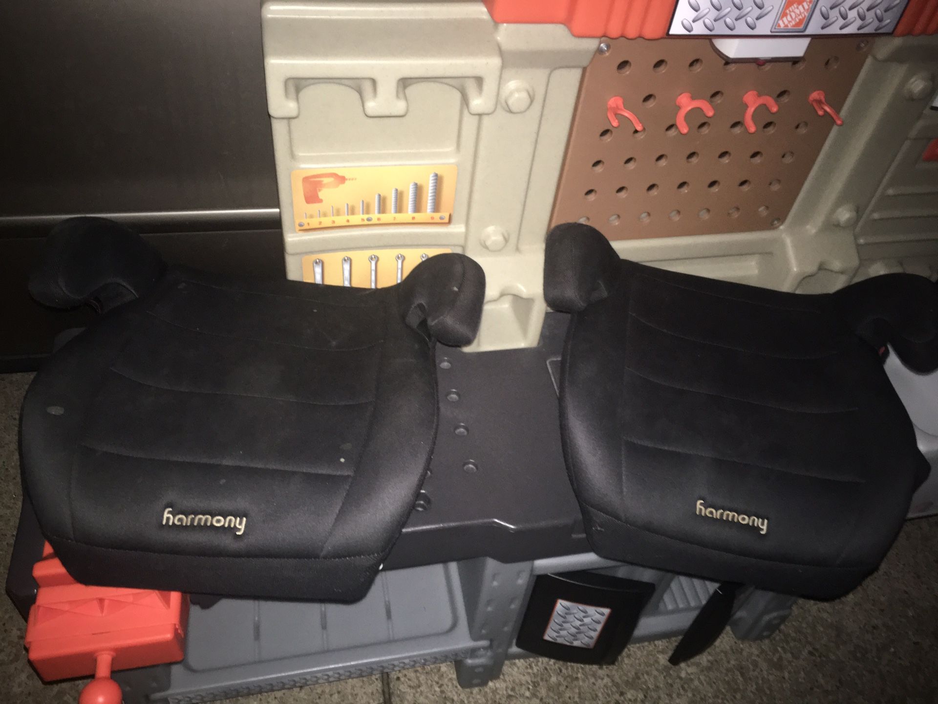 Lnew Kids booster seats only $15 each firm
