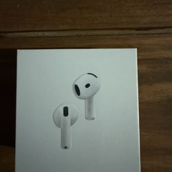 Air Pods 4 Noice Cancellation Brand New Never Used 