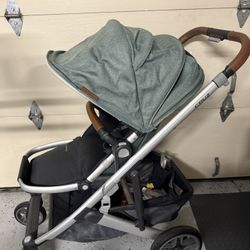 Uppababy Cruz V2 With Uppababy Mesa V2
