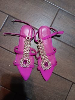 Woman shoes