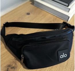 Alo Fanny Pack 