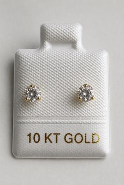10K Gold Round CZ Stud Earrings