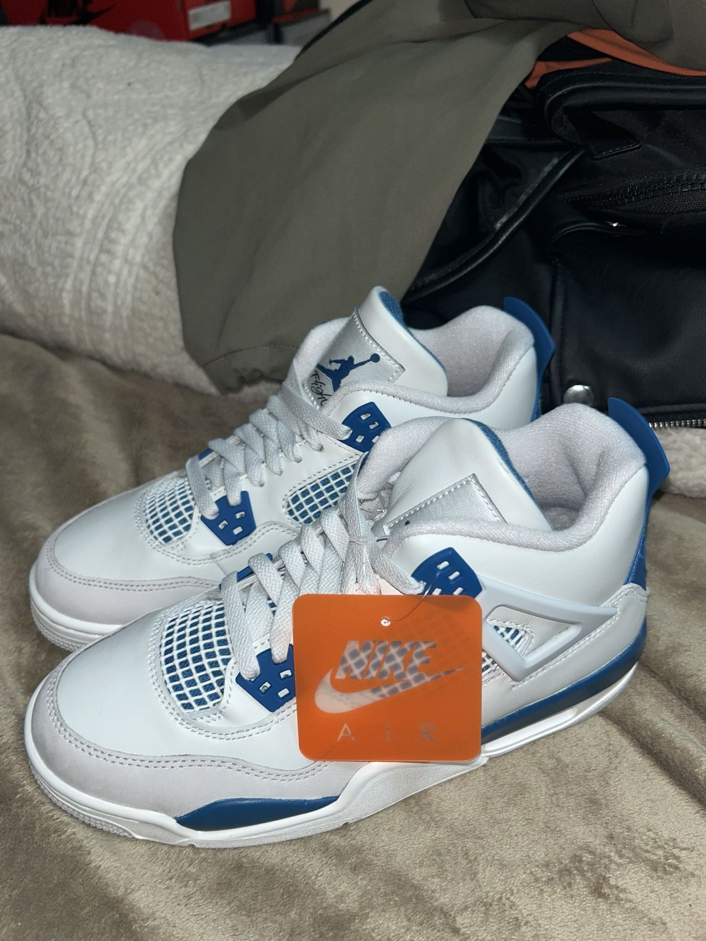 Air Jordan 4 Retro / Off White Military Blue 