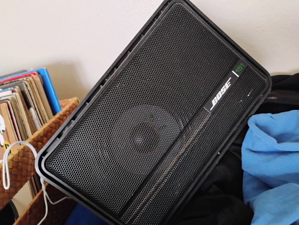 Bose 151 Outside Or Inside Speakers