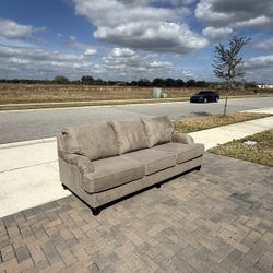 🛋️ Ashley Fabric Couch - Free Delivery