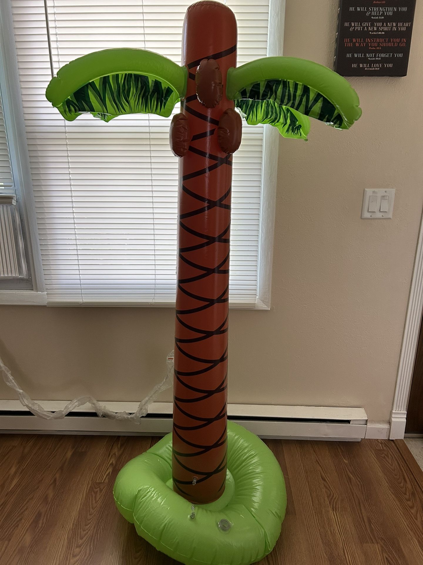 Inflatable Coconut Tree