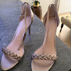 Womens Shoes Like New
